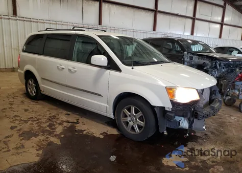 2012 Chrysler Town & Country Touring из США, поврежденный, VIN 2C4RC1BG3CR353065